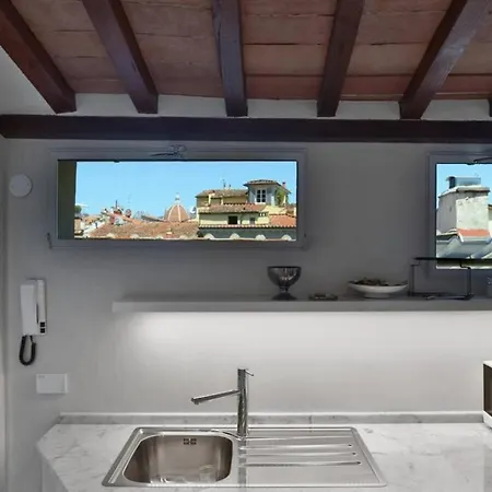 Niccolo Terrace Florence