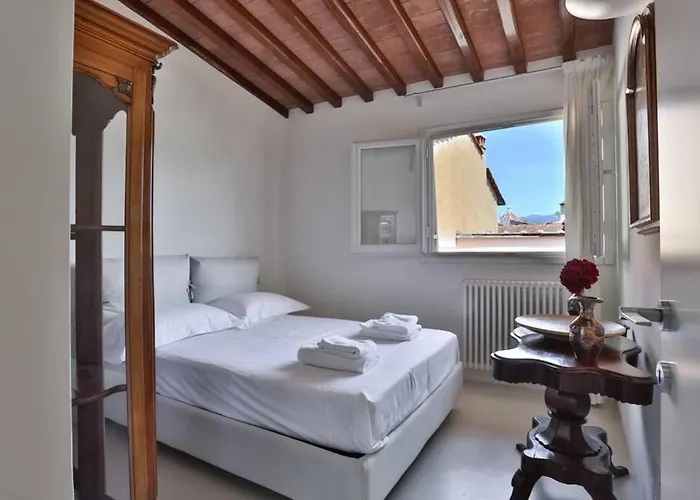 Niccolo Terrace *